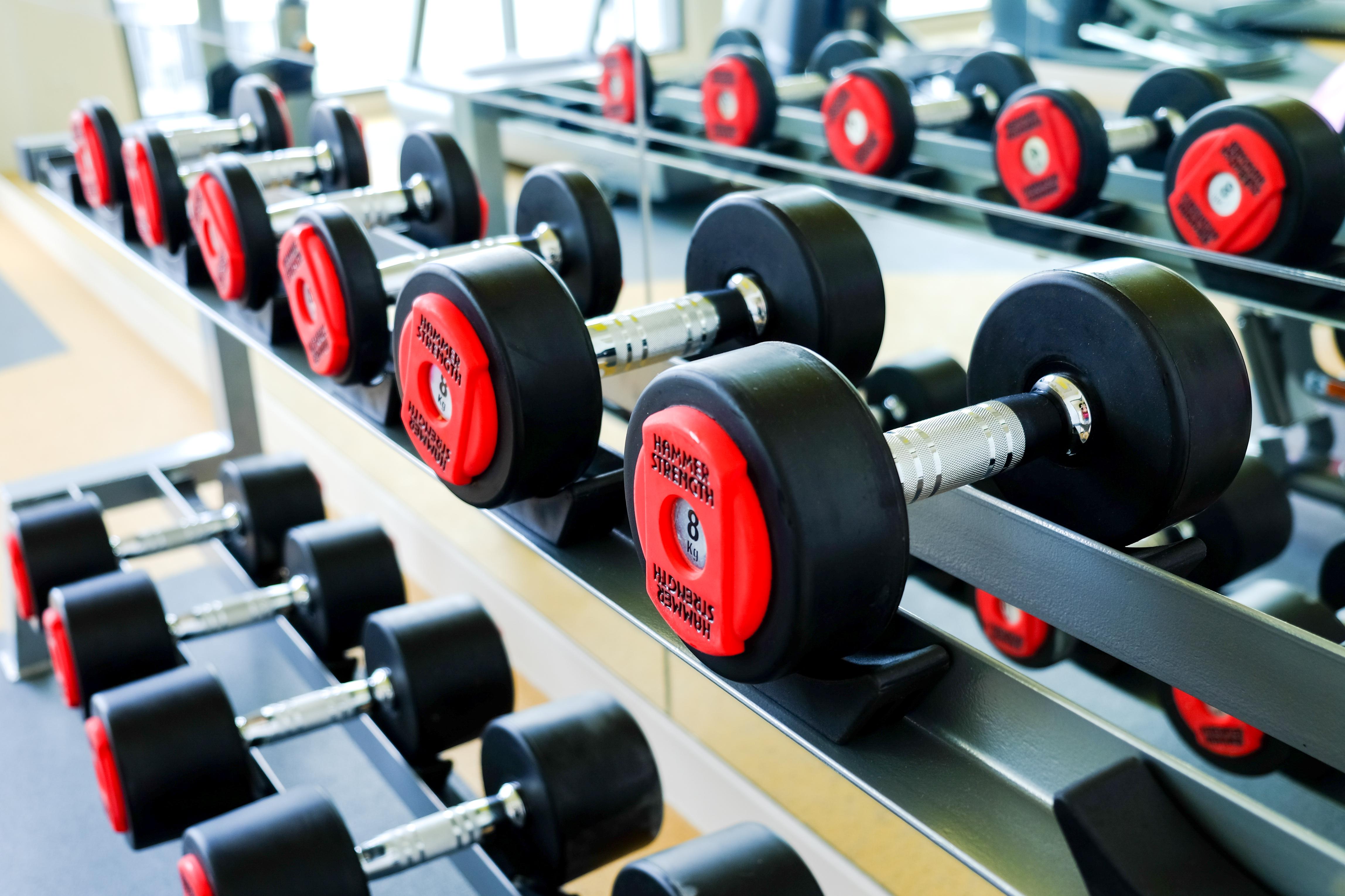 カシア プーケット バンタオビーチ エクステリア 写真 Dumbbells on a rack