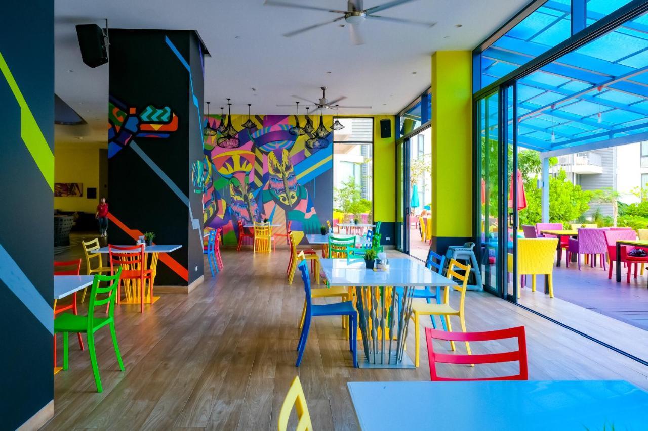 カシア プーケット バンタオビーチ エクステリア 写真 The interior of the restaurant