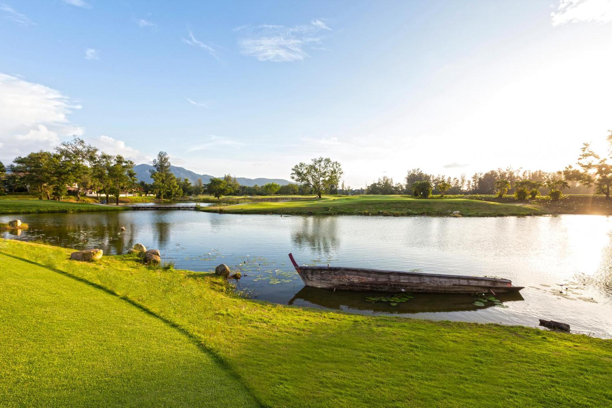 カシア プーケット バンタオビーチ エクステリア 写真 Hua Hin Golf Club